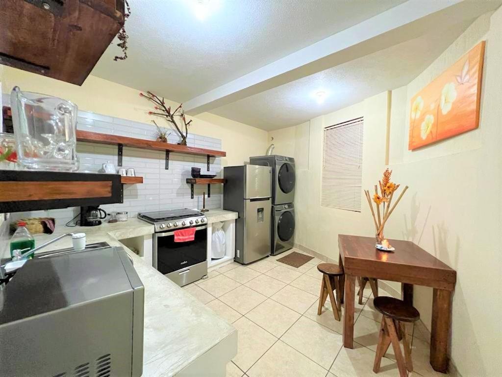 Comfy. Full Internet, Kitchen, Washer And Dryer, Netflix Chimaltenango エクステリア 写真